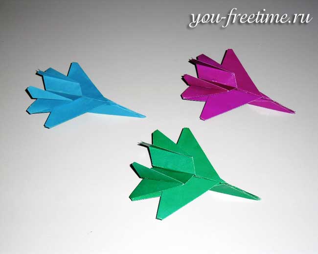 Оригами самолёт-истребитель. Поделки из бумаги вместе с детьми