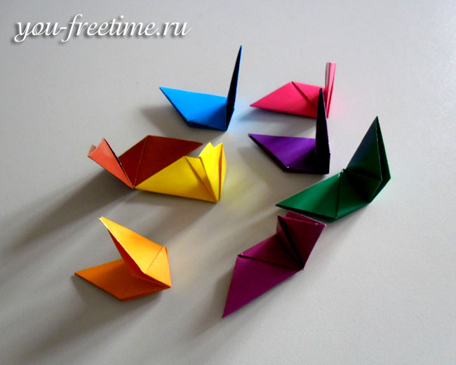Модули из цветной бумгаи. Оригами